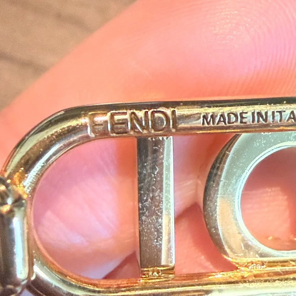 Fendi Authentic Women’s Fendigraphy hair clip gold metal & Rhinestone - Picture 8 of 8